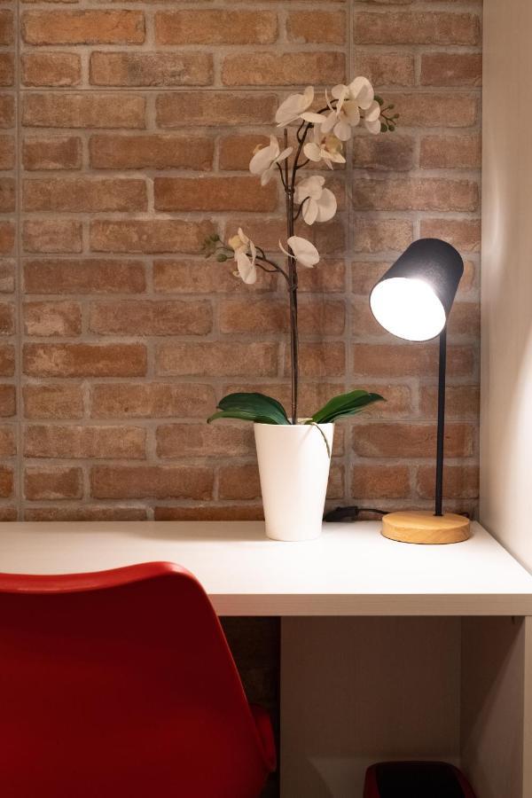 Lele Rooms San Lorenzo Roma Exterior foto